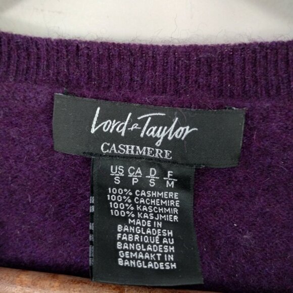 Lord &Taylor Sweater Small Purple 100% Cashmere Long Sleeve V-Neck Pullover - Picture 3 of 6
